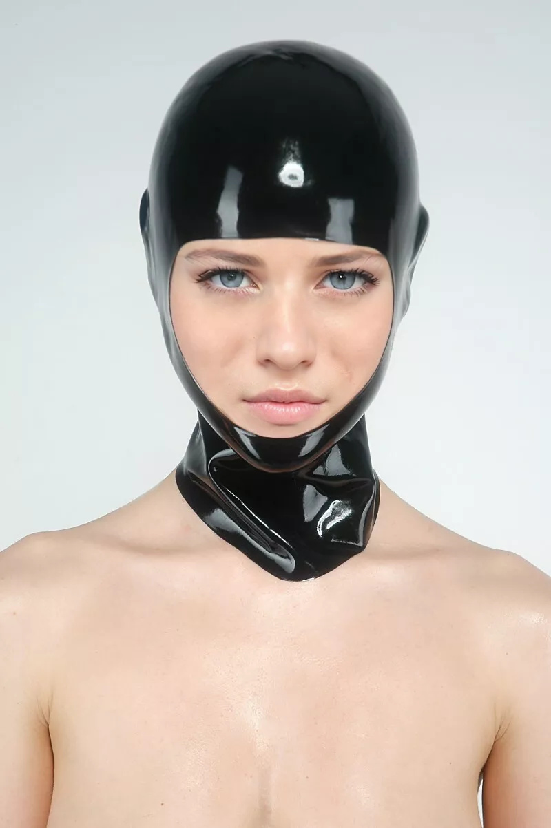 Laser Seamless hood moulded