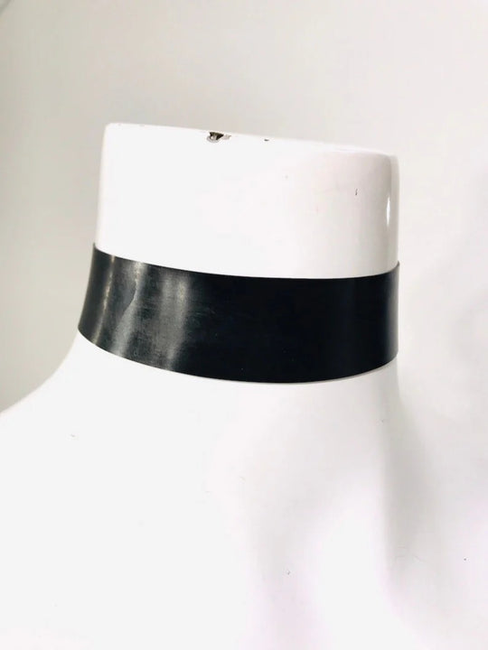 Latex Plain Choker Collar
