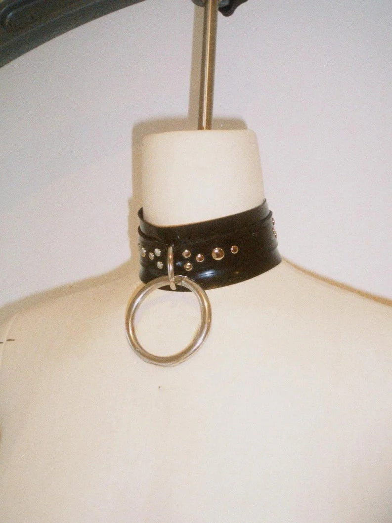 Heavyweight latex O-Ring choker with studded rivet/D-Ring Detail 'Bound Collar'