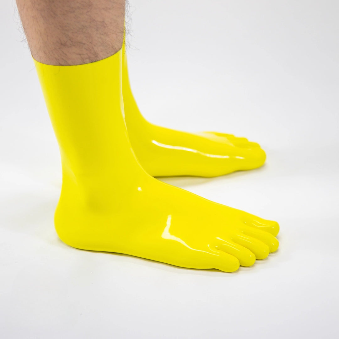 Short latex yellow five toe socks